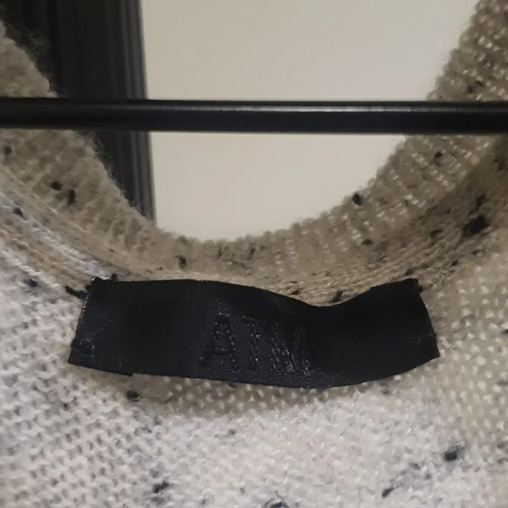 ATM Cashmere Sweater Vest - Picture 4 of 8